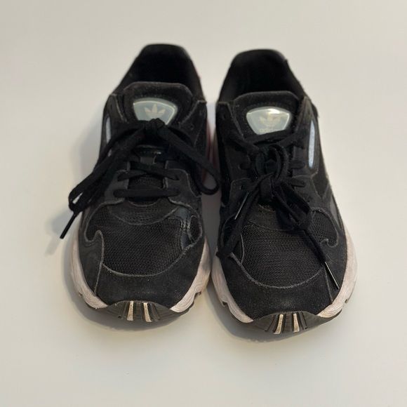 Adidas Originals Falcon Women`s Trainers EG2865 Size 5 - Picture 2 of 6